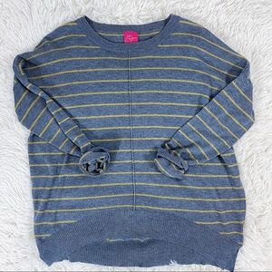 John & Jenn Super Soft Grey and Yellow Sweater M